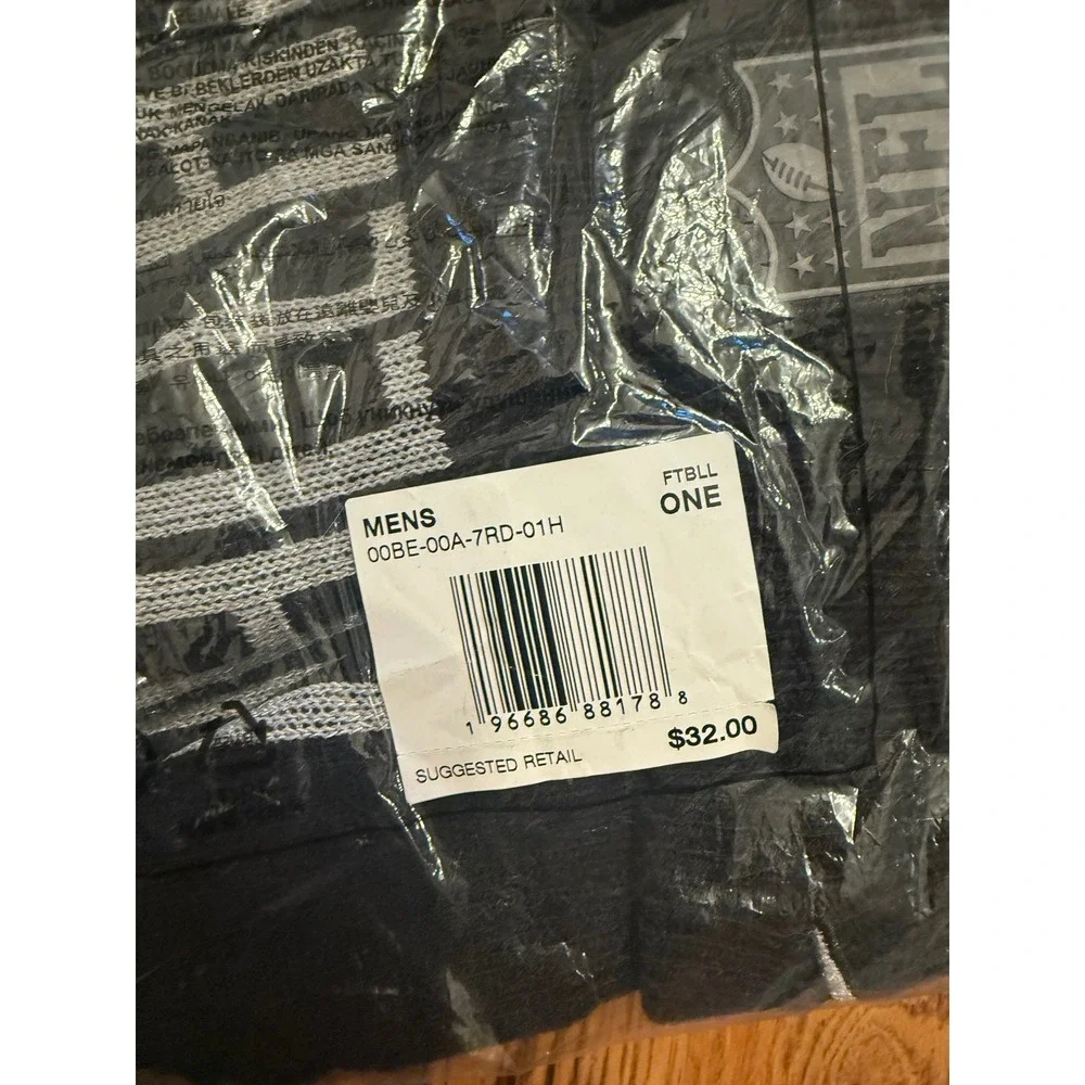Nike Dallas Cowboys Beanie Mens‎ OSFM Black Knit Pom NFL Team Apparel Hat